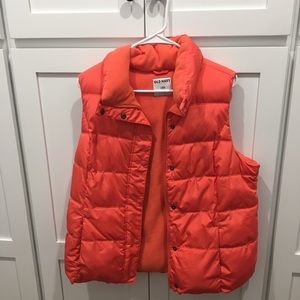Old navy women’s puffy vest